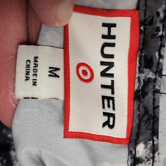 Hunter for Target gray digital camo  performance hooded windbreaker size medium - Picture 6 of 8